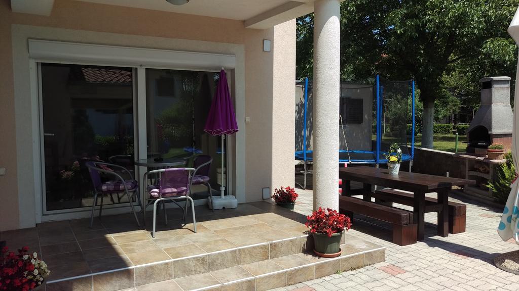 Apartment Casa Eni Drazice Luaran gambar